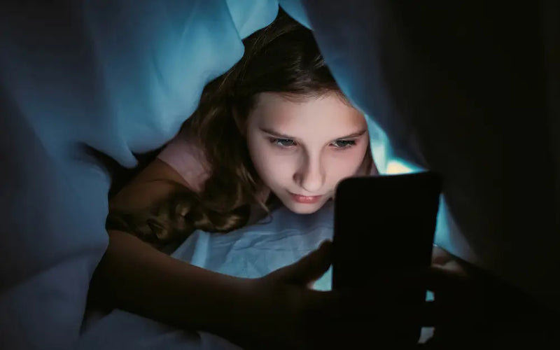 Mon enfant utilise déjà l'IA pour ses devoirs sans me le dire : que faire ?